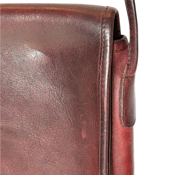 Vintage Coach Legacy Crossbody Maroon Smooth Leather - Picture 4 of 14
